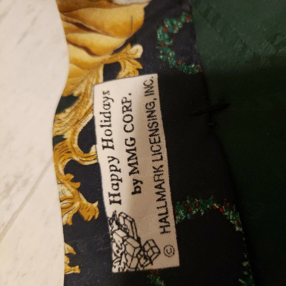 Lot Of 2: Vtg.Hallmark Christmas Santa Reindeer Holly Men’s Neckties Made in USA - Picture 6 of 9